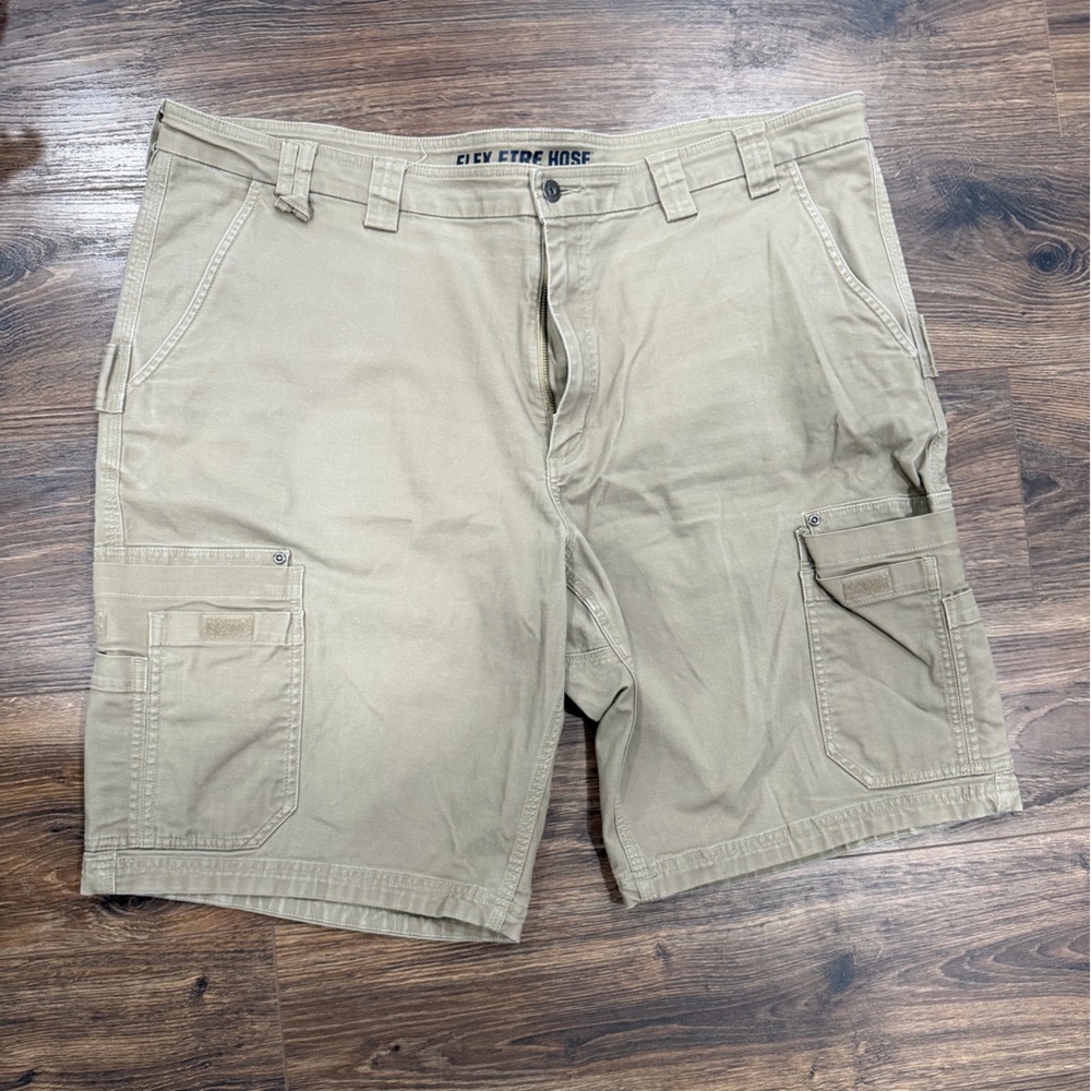 Duluth Trading Co Men's Khaki Cargo Shorts- Big & Tall